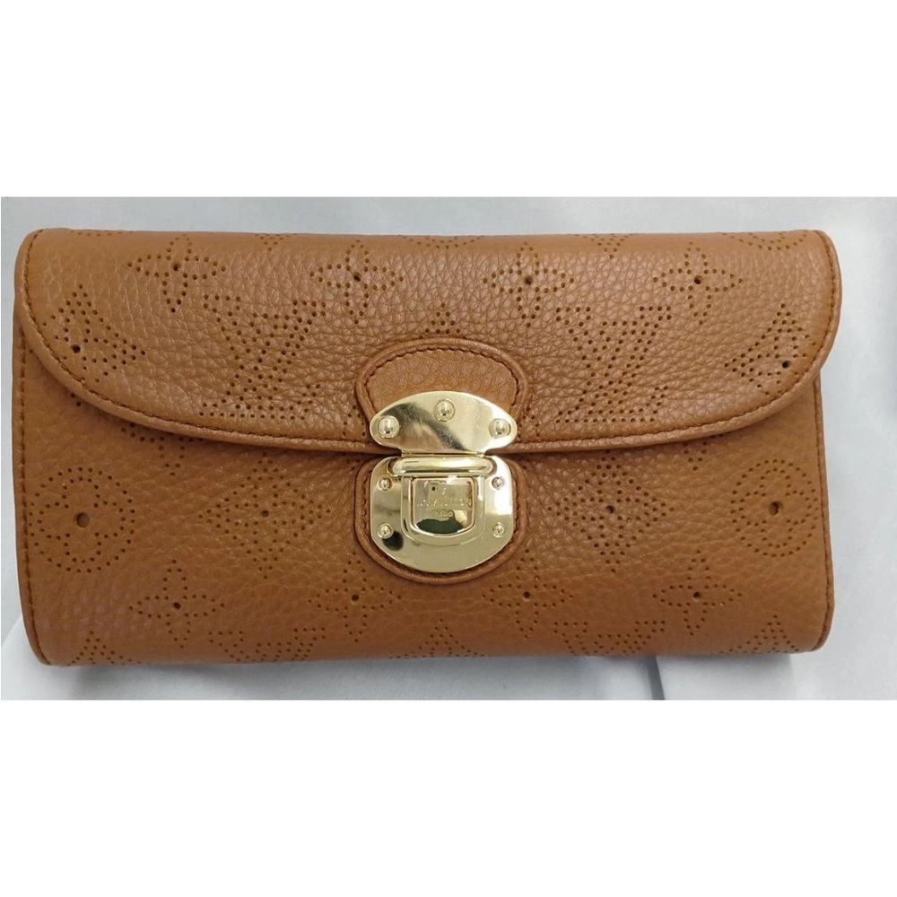 Louis Vuitton Brown Leather Clutch with Gold Hardware